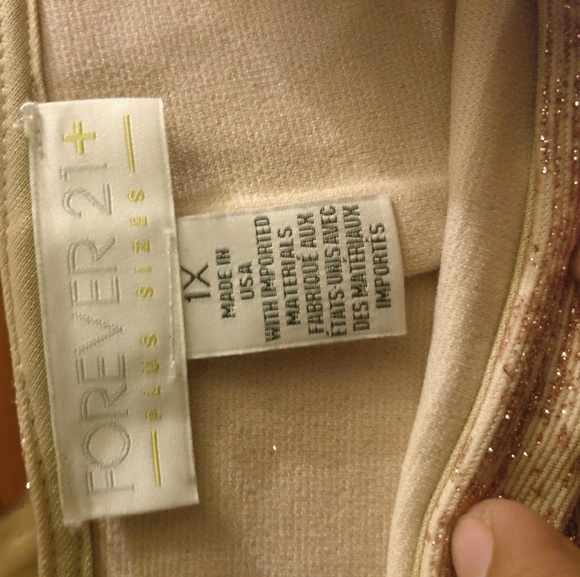 Beautiful pencil skirt stretchy 1x forever21 - Picture 5 of 8